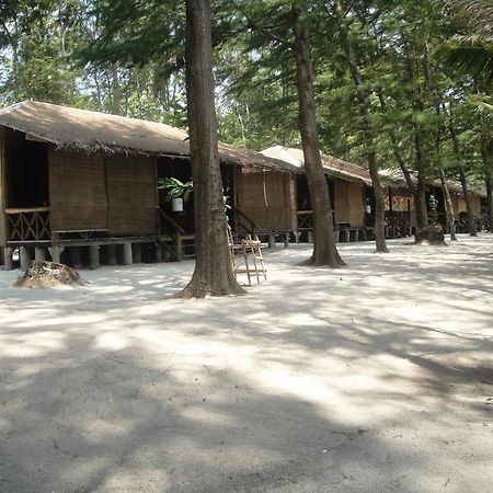 Menjangan Resort 카리문자와 객실 사진